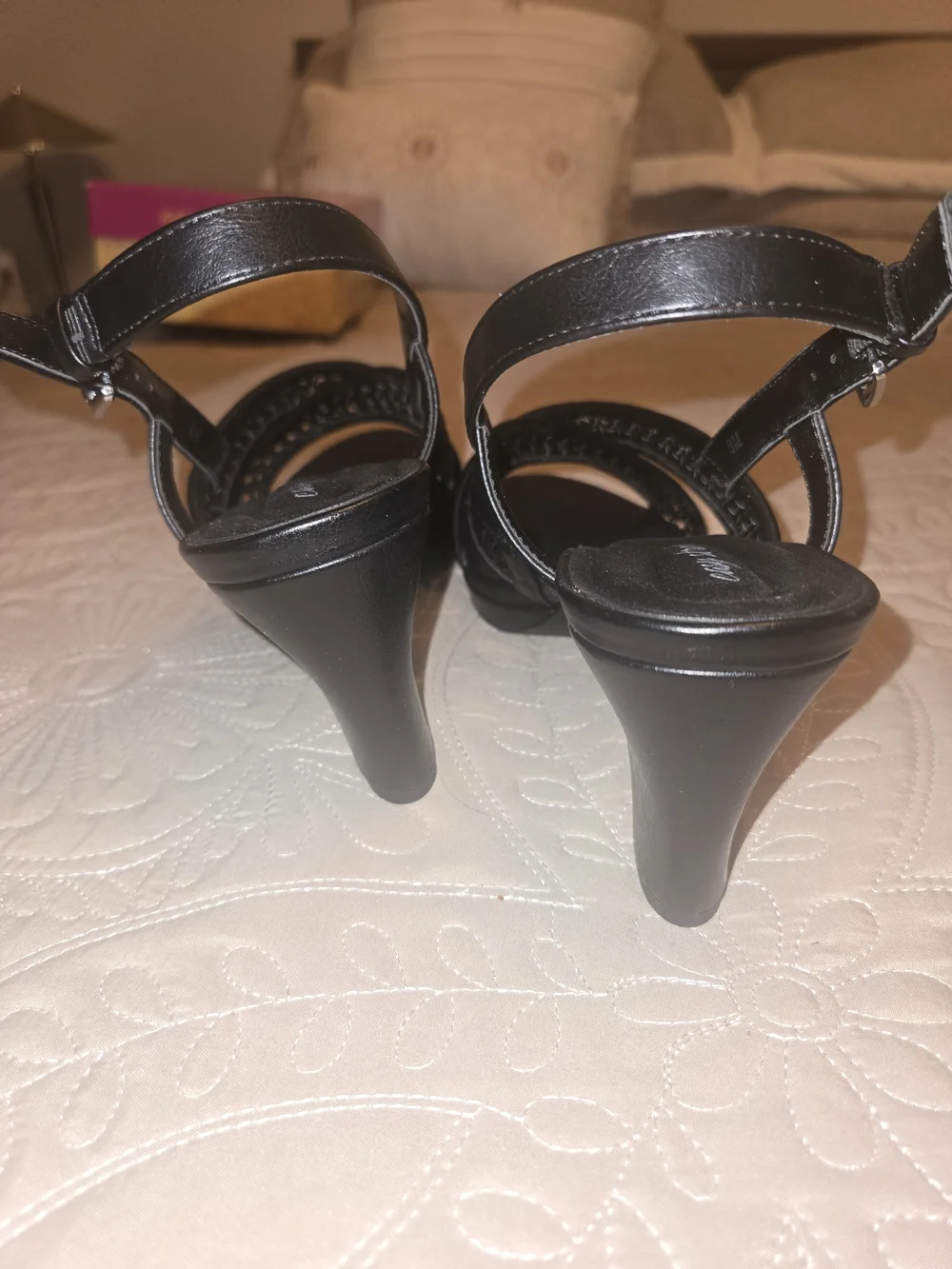 Easy Street Black Woven Slingback Sandals
